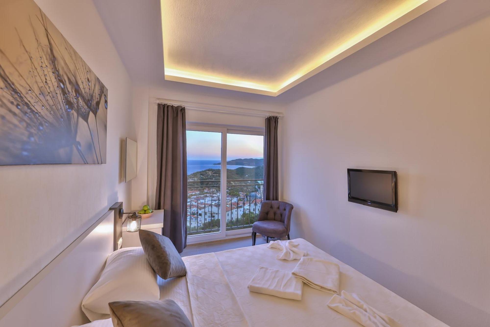 Panorama Suite Apart Otel Kaş Exterior photo