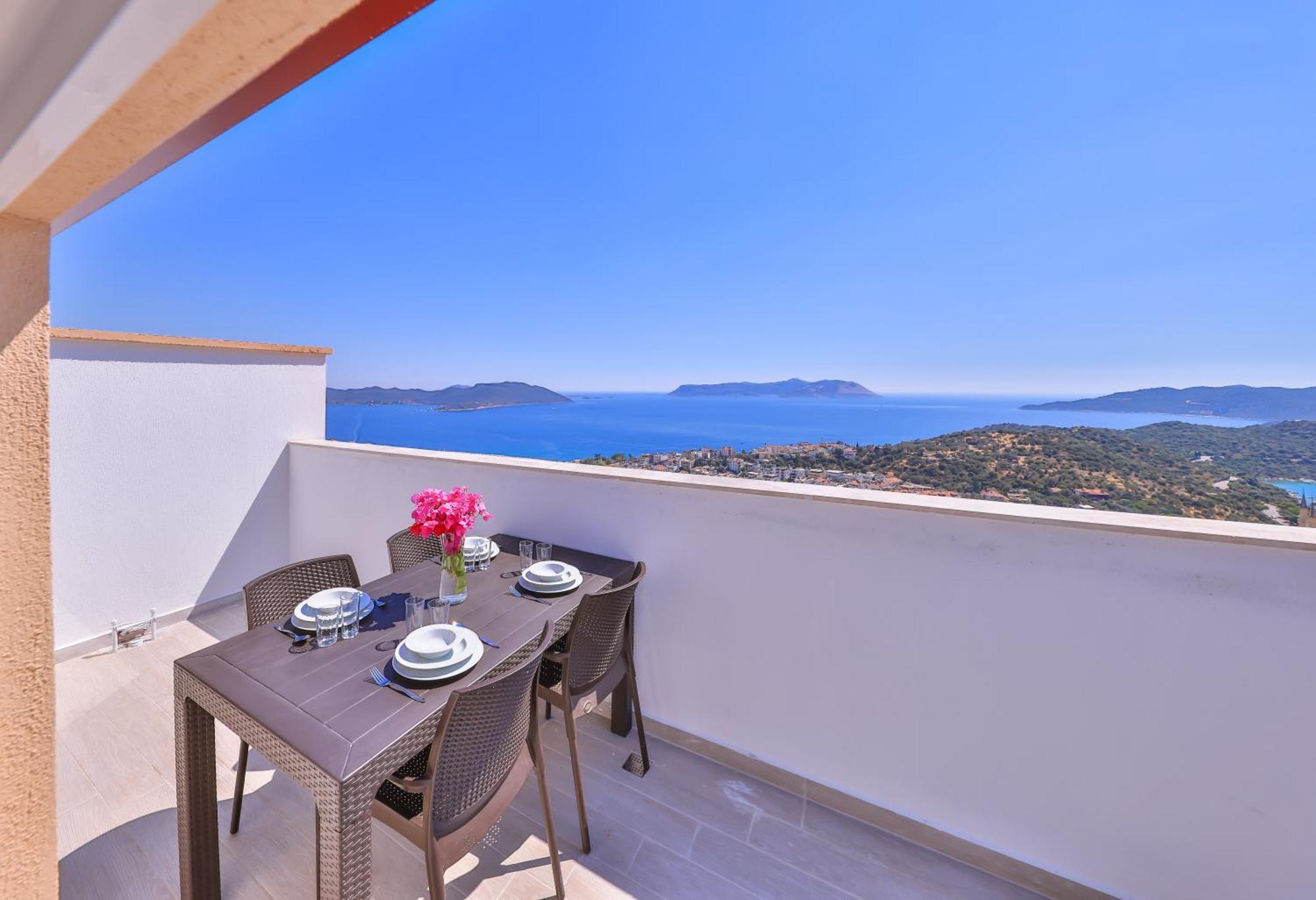 Panorama Suite Apart Otel Kaş Exterior photo