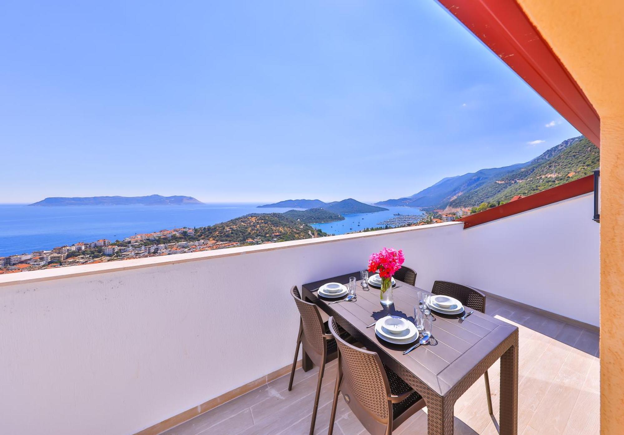 Panorama Suite Apart Otel Kaş Exterior photo