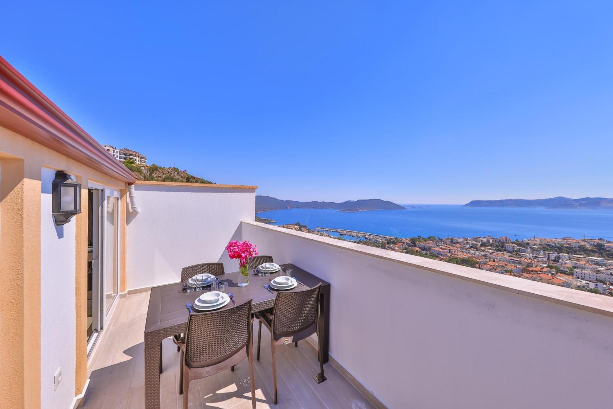 Panorama Suite Apart Otel Kaş Exterior photo