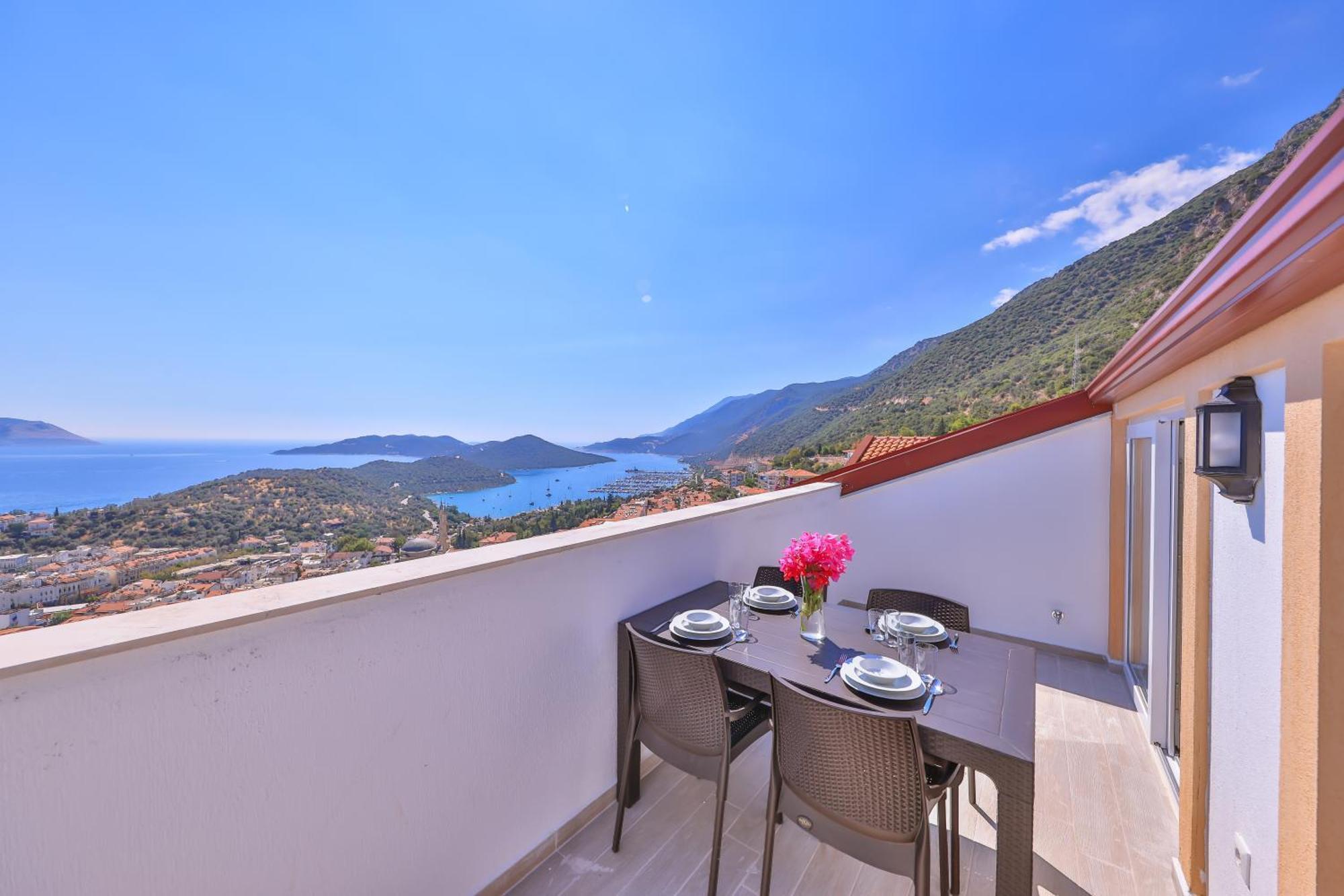 Panorama Suite Apart Otel Kaş Exterior photo