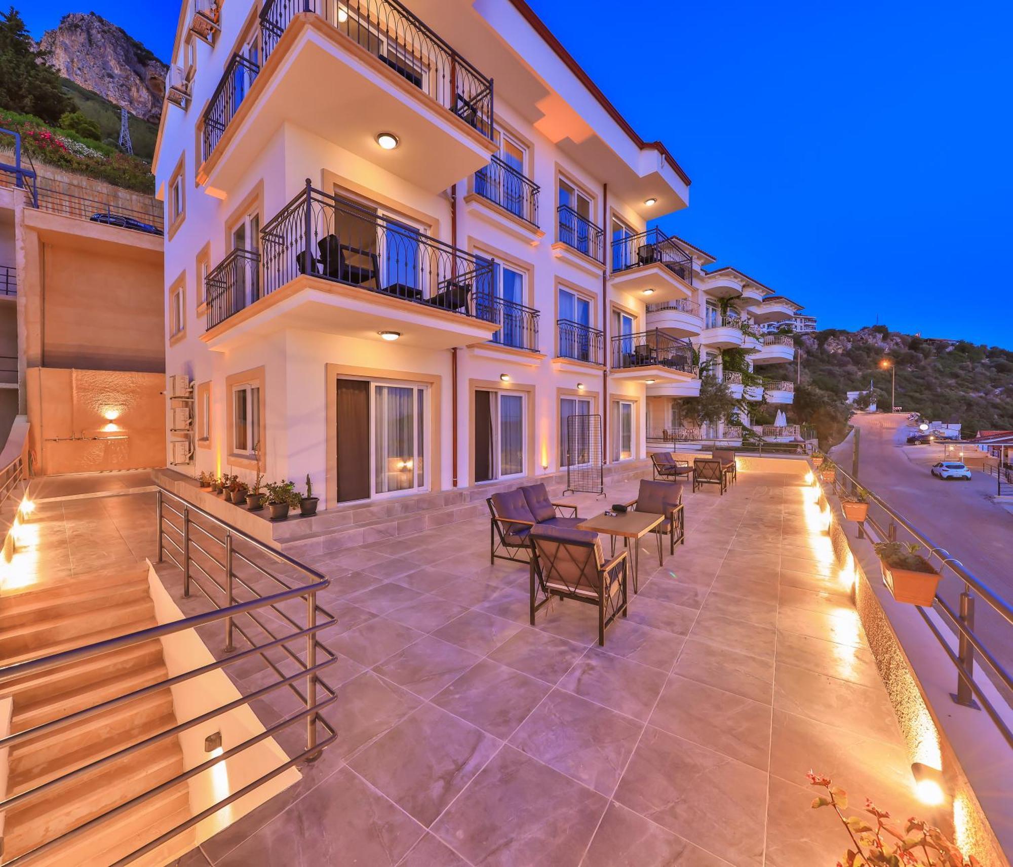 Panorama Suite Apart Otel Kaş Exterior photo